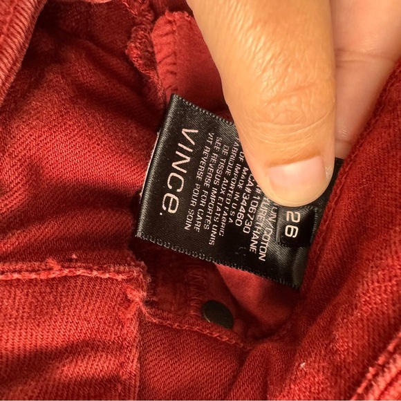 Vince Women’s Skinny Jeans Red Size 26 Mid-Rise Stretch Denim Pants - Picture 3 of 9